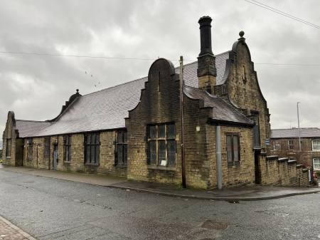 Photo of Stainland & Holywell Green United Reformed Church, Stainland Road, Holywell Green, Halifax